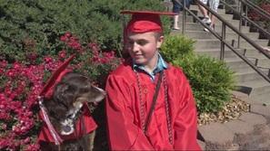 Vuoi ritirare il diploma in modo originale? Scopri cosa ha fatto Tyler